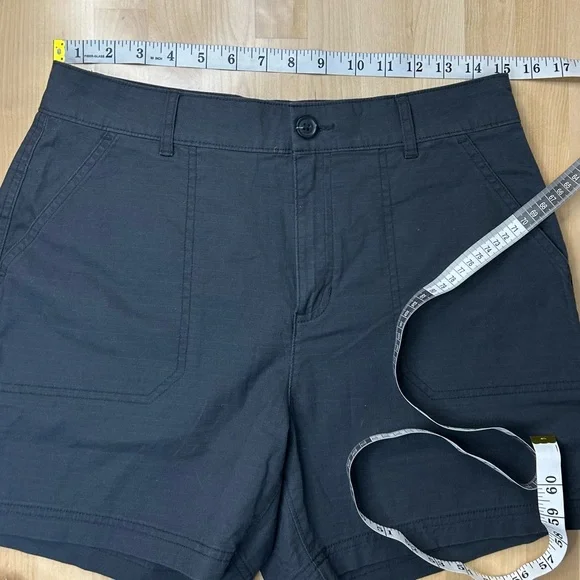 Eddie Bauer Women's Navy Blue Shorts Outdoor Hiking Golf, Size 8 NWOT - Picture 4 of 6